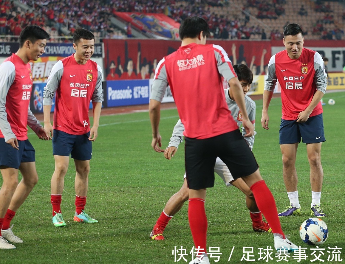 美记：德拉蒙德受伤后在球员通道坐上了轮椅（美媒：德拉蒙德受伤后在球员通道被推上轮椅）