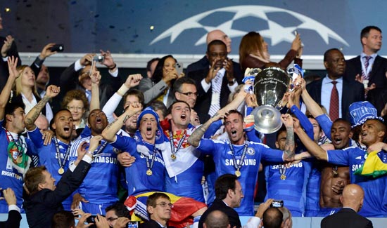 阿斯：巴萨重返诺坎普的庆典堪称完美，门票收入500万欧元（阿斯：巴萨回归诺坎普庆典完美收官，票务收入达500万欧元）