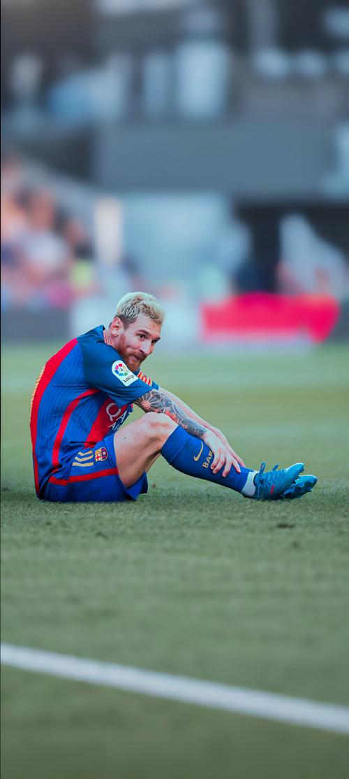 意甲主席：米兰科莫海外赛在推进中；减少俱乐部数量很难实现（意甲主席：米兰与科莫海外热身赛推进中，缩减俱乐部数量难度很大）