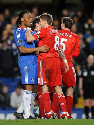 米体：米兰冬窗计划补强中锋、中卫，正关注佩莱格里诺、弟媳（米体：米兰冬窗欲引进中锋与中卫，重点考察佩莱格里诺和蒂亚戈-席尔瓦）