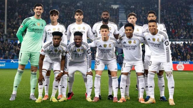 凯恩德甲首秀惊艳（凯恩德甲首战惊艳全场）