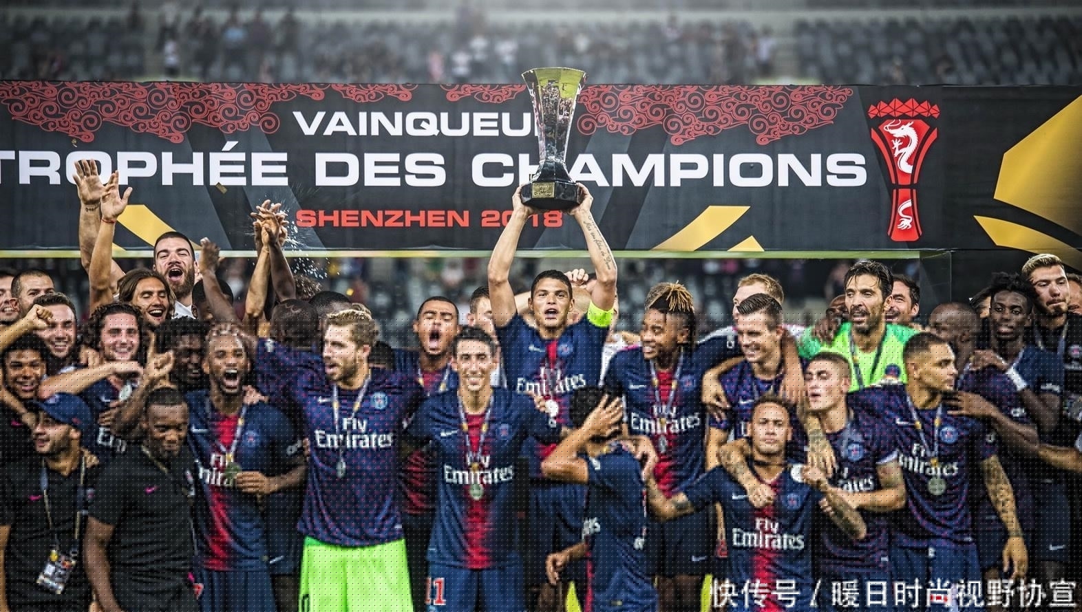 德天空：拜仁17岁小将伦纳特-卡尔将首次入选德国U21大名单（德天空：拜仁17岁新星伦纳特-卡尔首次入选德国U21国家队名单）